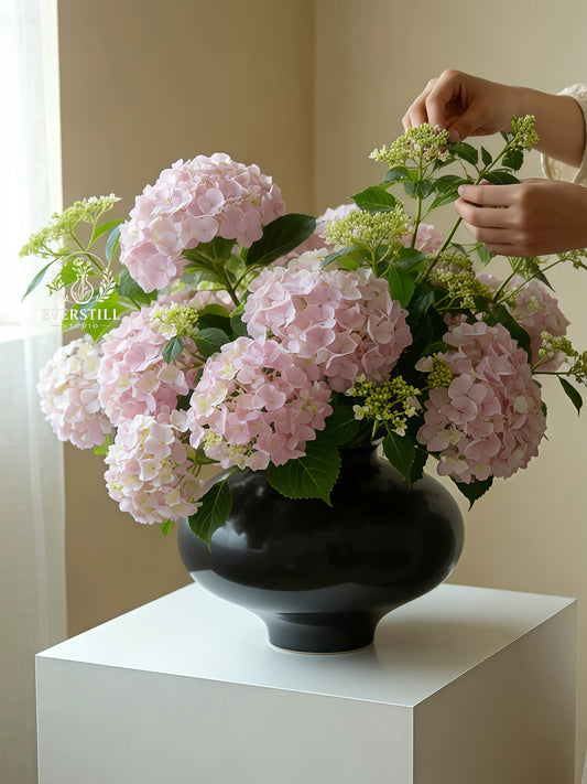 Peony Hall Hydrangea Vessel